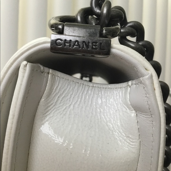 RARE CHANEL Boy square white patent bag - Picture 10 of 14